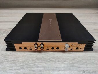 Autozosilňovač U Dimension - 4