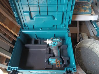 Makita razovy utahovak - 4