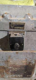 Hoblovačka, hrúbkovačka a bruska - 4