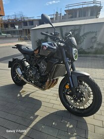 Honda CB1000R Black Edition - 4