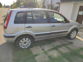 Predám Ford Fusion 1.25 benzín, r.v. 2007 - 4
