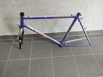 {04}  Bicyklové rámy - 4