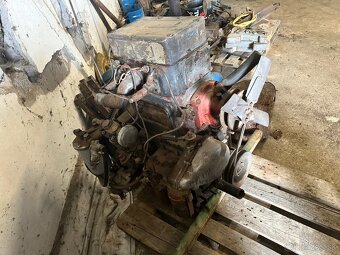 Motor Zetor 25 - 4