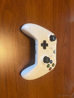 Xbox one S - 4