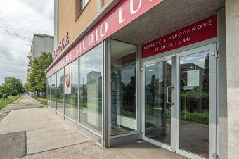 BABONY TREI Obchodný priestor s výkladom, Račianska ulica - 4