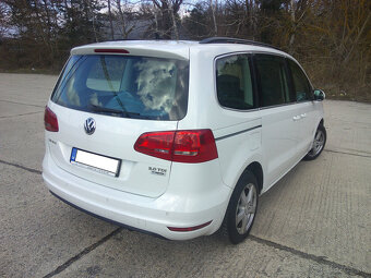 Volkswagen Sharan 2.0 TDI Comfortline DSG - 4