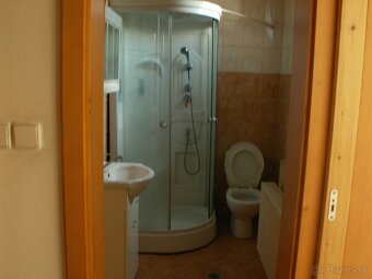 Prenajmem samostatnú izbu v Košiciach - Barci. - 4