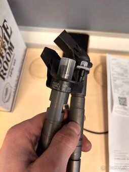 Predám vstrekovače - 4