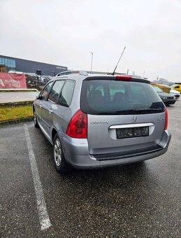 Peugeot 207 1,6i diely - 4