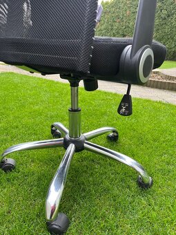 Kancelárska stolička - 4