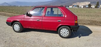 Škoda favorit - 4
