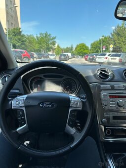 Predám Ford mondeo - 4