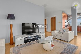 HALO reality - Prenájom, štvorizbový byt Bratislava Staré Me - 4