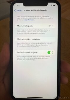 iPhone 11 - Čierny / 64 GB - 4