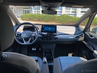 VOLKSWAGEN ID 3, 150 kW/204 PS, BATÉRIA 62 kWh-PEKNÝ VZHĽAD - 4
