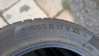 Predám zimne continental 215/55r17 zimne - 4