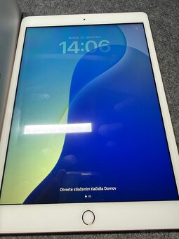 Ipad 8th generacia 128GB Wifi - ako novy - 4