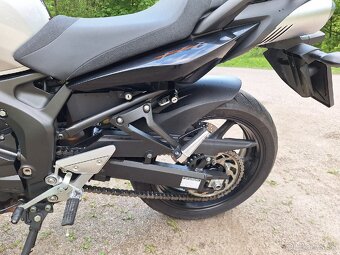 Yamaha fz6-N - 4