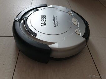 Robotický  Vysávač - 4