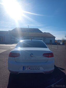 VW Passat 2.0 BiTDI s výkonom 176 kW - 4