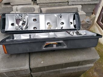 Predám svetlá Volvo - 4