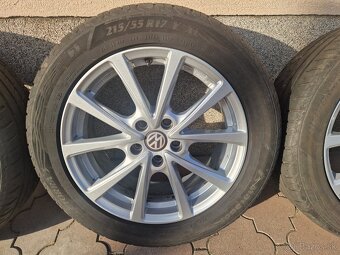 VW, Letna sada pneu na diskoch 215 55 r17 len 7000km - 4