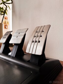 Thrustmaster T300 RS GT + Pedále – ako nový, málo používaný - 4