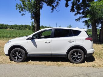 Toyota RAV4 2.0 diesel ročník 2017 - 4