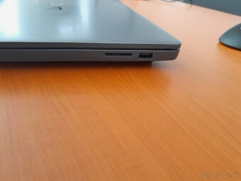 Lenovo LOQ Essential 15IAX9E - 4