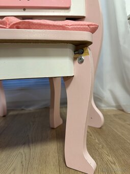 Detský toaletný stolík so stoličkou - 4