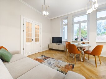 Exkluzívny zrekonštruovaný trojizbový staromestský byt. - 4