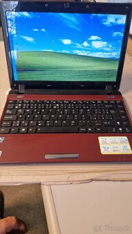 Predám zachovalý 12" notebook Asus EeePC - 4