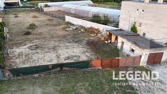 Stavebný pozemok Nesvady, 1.234 m2, tichá ulička, garáž - 4