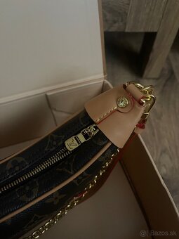 Louis Vuitton Loop kabelka - 4