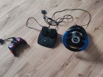 Ovládač, volant, pedale - 4