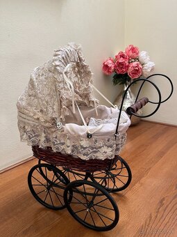 Starý kočiarik pre bábiku - 4
