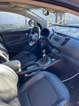 kia Sportage III 2.0 CRDI  4x4 - 4