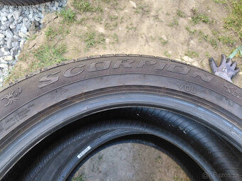 2x cerorocne Pirelli 235/50R19 - 4