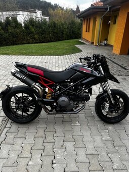 Ducati hypermotard 796 - 4