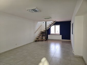 Na prenájom kancelárske priestory v centre mesta s parkovisk - 4