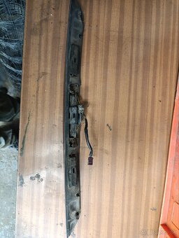 Bmw E39 combi Zadná lišta na kufor - 4