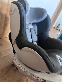 Britax Romer Dualfix M i size - 4