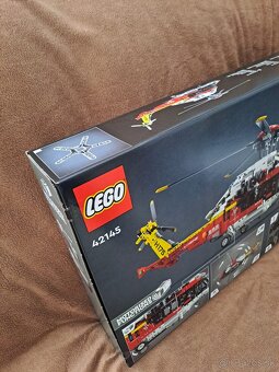 Lego Technic 42145 Záchranárska helikoptéra Airbus H175 - 4