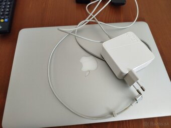 MacBook Pro - 4
