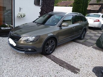 Škoda superb scout - 4