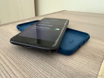 Apple iPhone 7 plus 128GB - 4