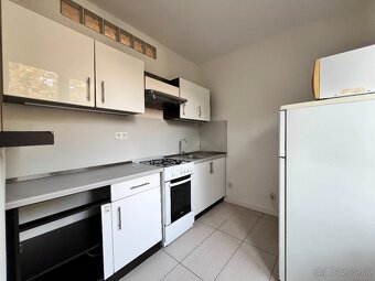 Nezariadený 3 izbový byt s balkónom, Staré mesto, Košice - 4