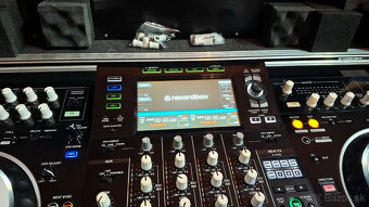 Predám Pioneer XDJ-XZ (all-in-one DJ systém)+kufor Swanfligh - 4