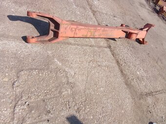 Belarus traktorbager MTz rameno vyložnika - 4