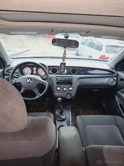 Mitsubishi outlander 1 2.0  4x4 - 4